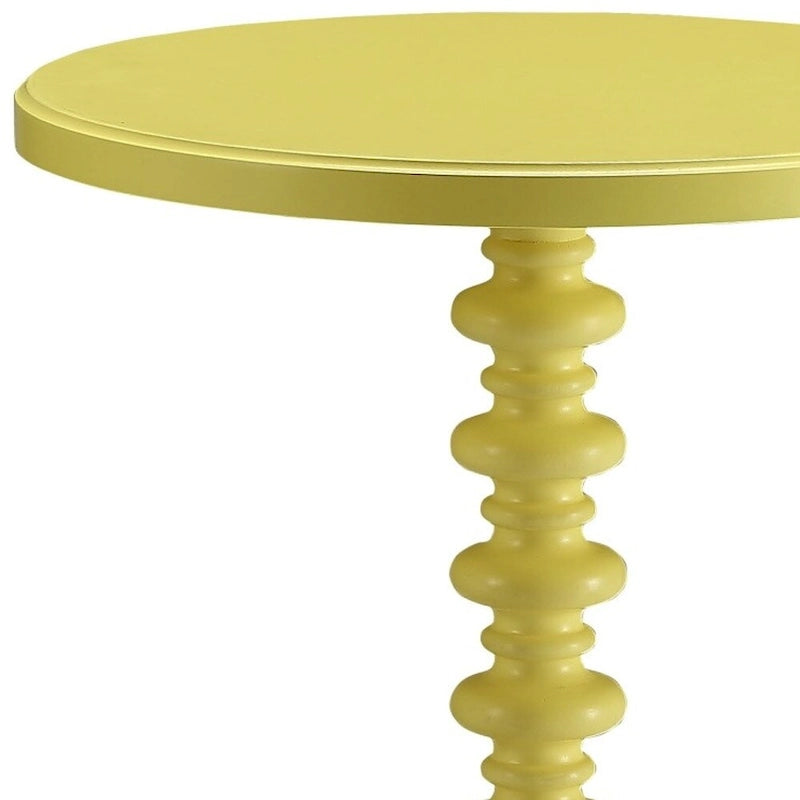 Table d'appoint à base ronde en bois jaune