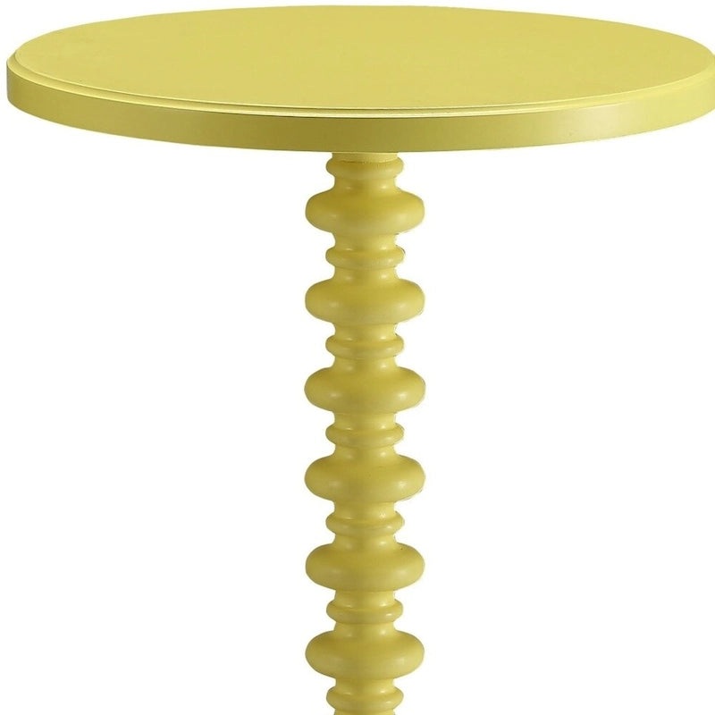 Table d'appoint à base ronde en bois jaune